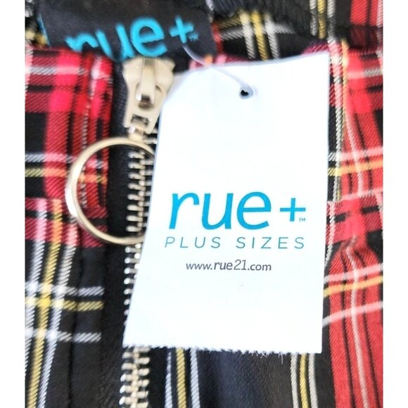 Rue+ 3X Cotton/Polyester Plaid Women’s Zip Up Pants | Stylish Plus-Size Pants - Picture 12 of 13